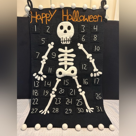 Pottery Barn Kids Wool Skeleton Halloween Countdown Calendar 2022